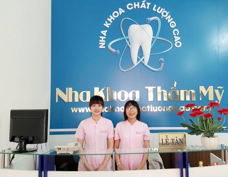 Nha khoa thẩm mỹ Đà Nẵng được thành lập và phát triển dưới sự quản lú trực tiếp bởi Thầy thuốc ưu tú – Bác sĩ Trần Sĩ Tân và các cộng sự